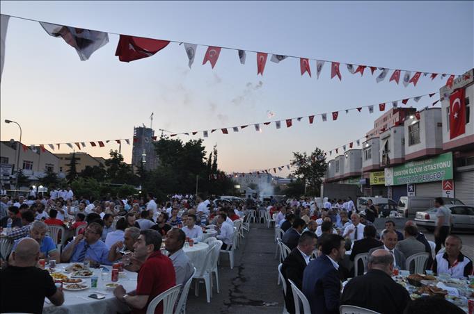 2016 yılı iftar şölenimiz